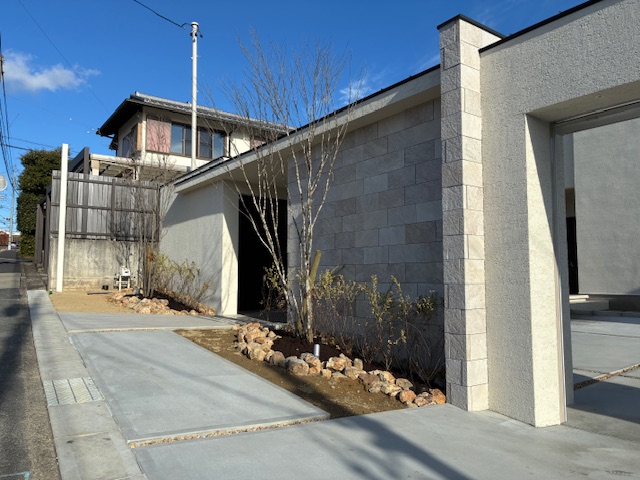 豪華なエントラス